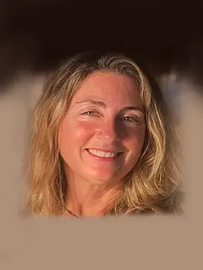 Lynn  McCarthy lynn